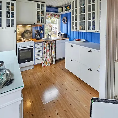 3 Bedroom Stunning In Feriehus Stavern